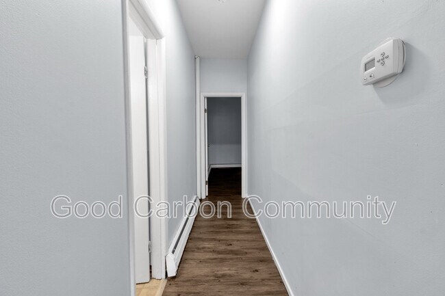 Foto del edificio - 425 Porter Ave