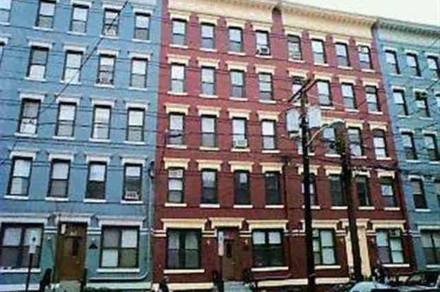 Building Photo - 813 Park Ave