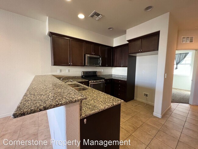Building Photo - 3 br, 3 bath House - 2037 Kiwi Walkway