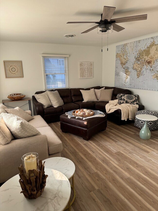 Foto del edificio - 22730 Holly Way W