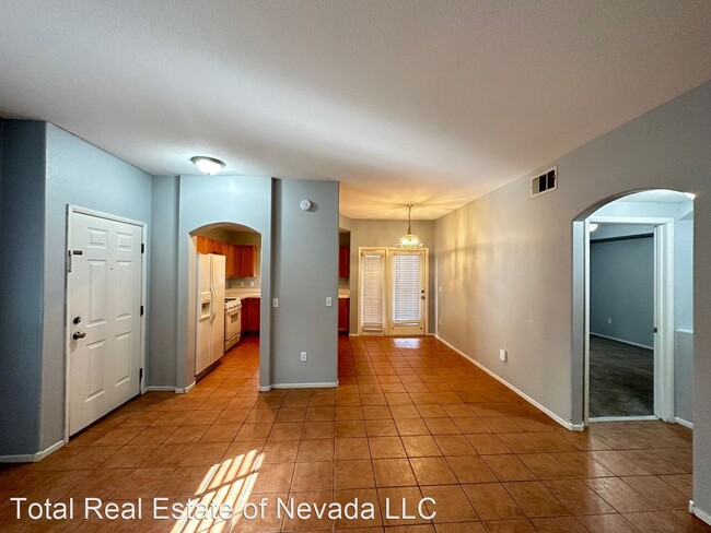 Foto del edificio - 2 br, 2 bath House - 352 Pine Haven #101