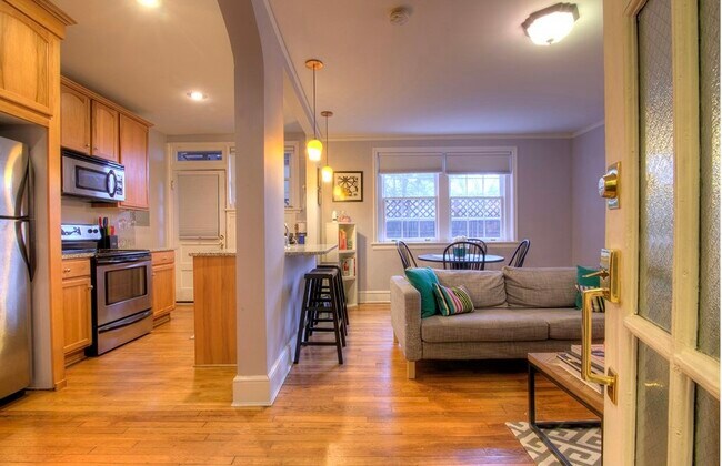 Foto del edificio - 3122 Kensington Ave