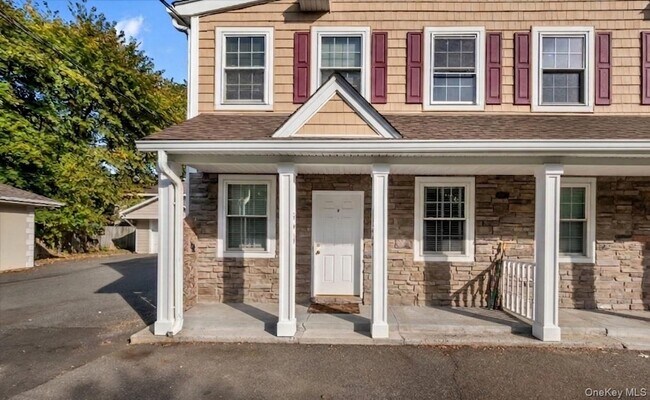 Foto del edificio - 10 Burnside Ave