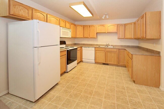 Foto del edificio - FEELS LIKE HOME! 2BD CONDO with MOUNTAIN VIEWS - Security Deposit Waiver Available
