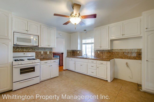 Foto del edificio - 3 br, 2 bath House - 2814 Rockne Street