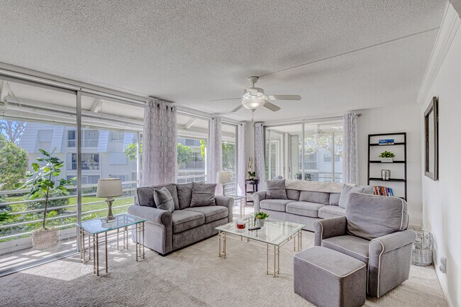 Foto del edificio - 1201 Sugar Sands Blvd