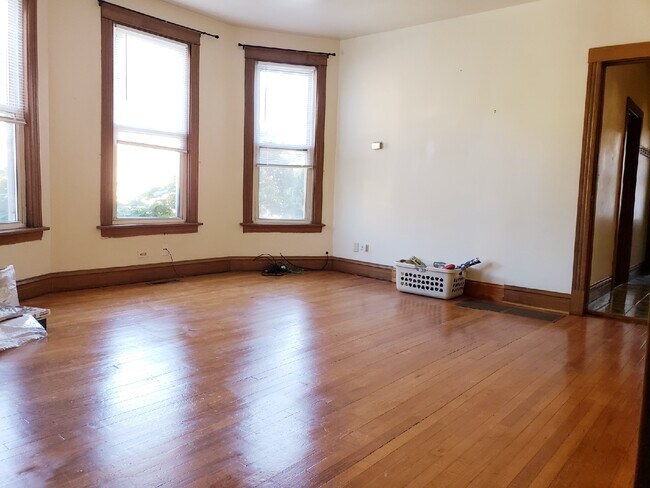 Foto del edificio - 1435 W Diversey Pkwy