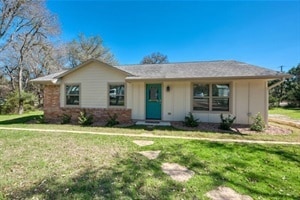 Building Photo - 1482 Eastview Dr