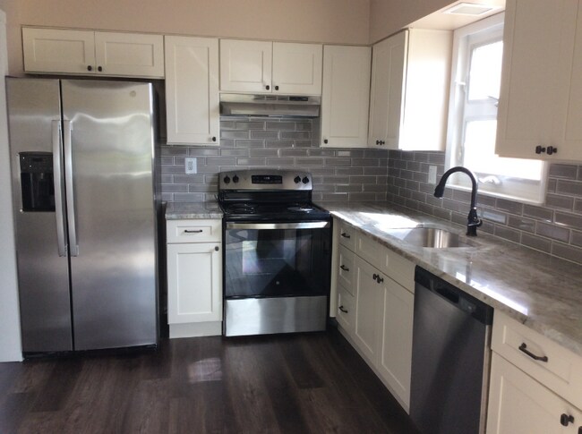 Foto del edificio - 158 Clay Cir