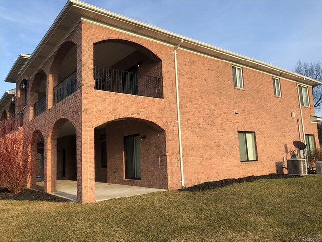 Building Photo - 19341 Strawberry Ln