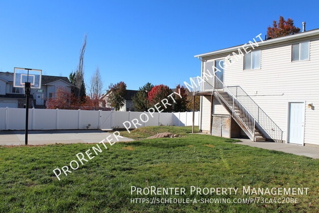 Building Photo - 1304 N 2325 W