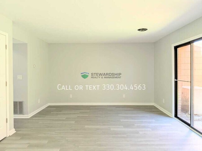 Foto del edificio - 691 Carroll St