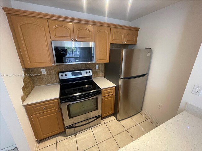 Building Photo - 6995 NW 186th St