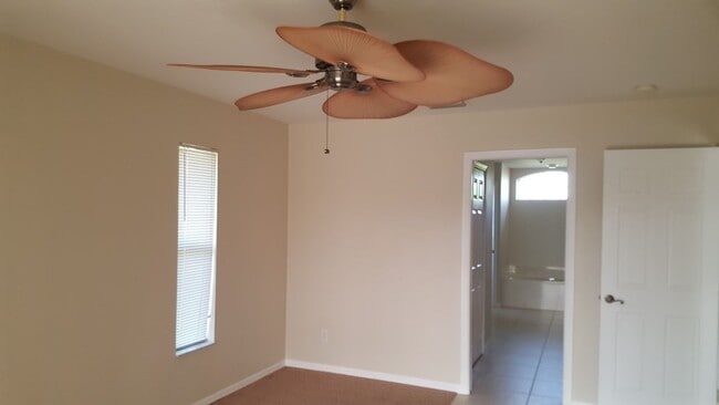 Foto del edificio - 1405 NE 5th Pl