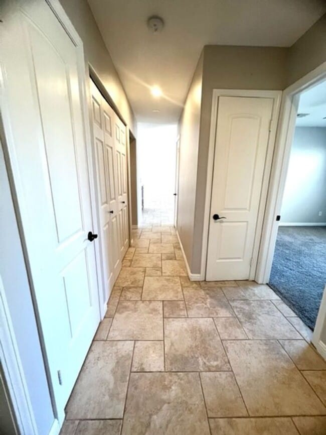 Building Photo - NOW AVAILABLE!! Lovely 4 Bedroom Home In P...
