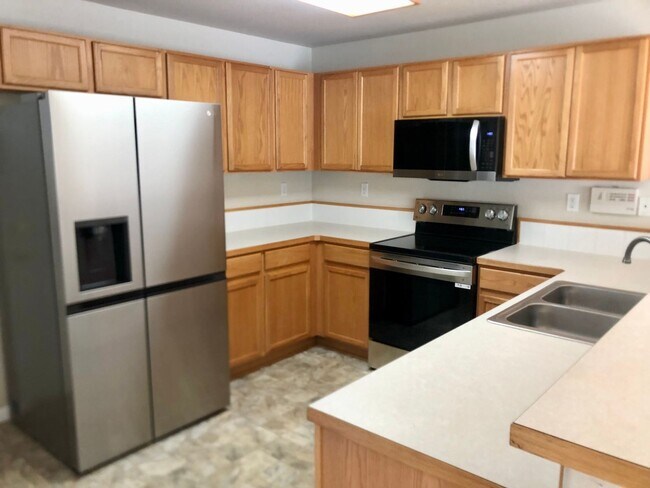 Foto del edificio - Lake Side Denver Townhome