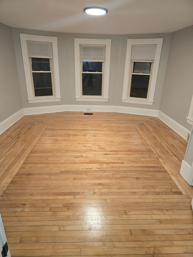 Dormitorio grande - 347 Pearl St