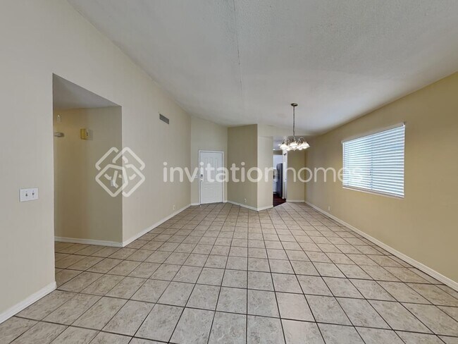 Foto del edificio - 10017 N 66th Ave
