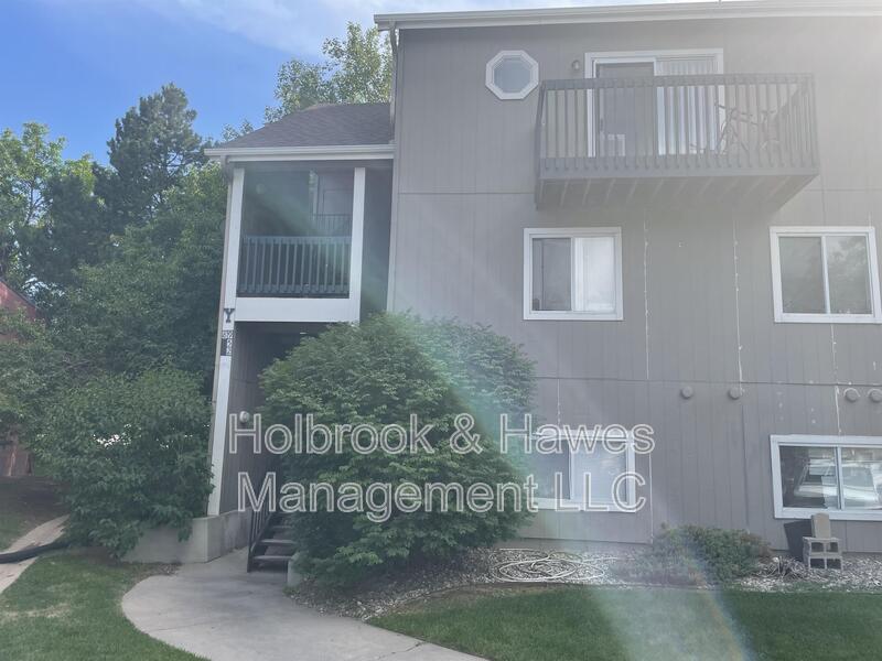 Primary Photo - 4531 Boardwalk Dr