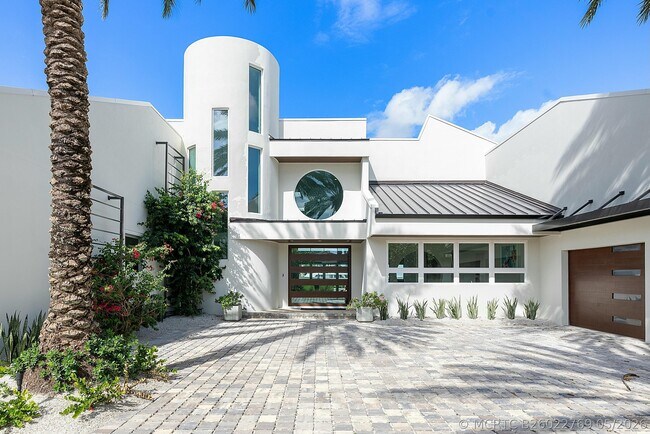 Foto del edificio - 6879 SE South Marina Way