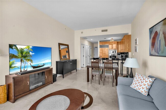 Foto del edificio - 6799 Collins Ave