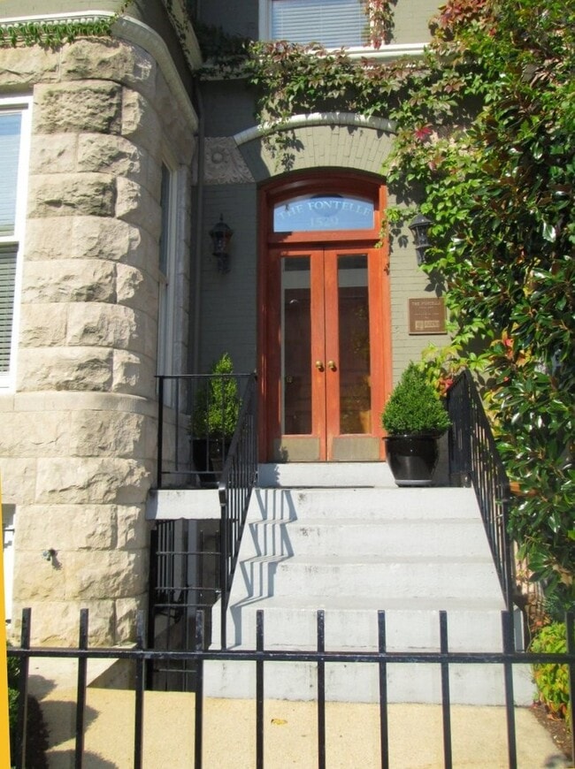 Foto del edificio - 1529 Q St NW