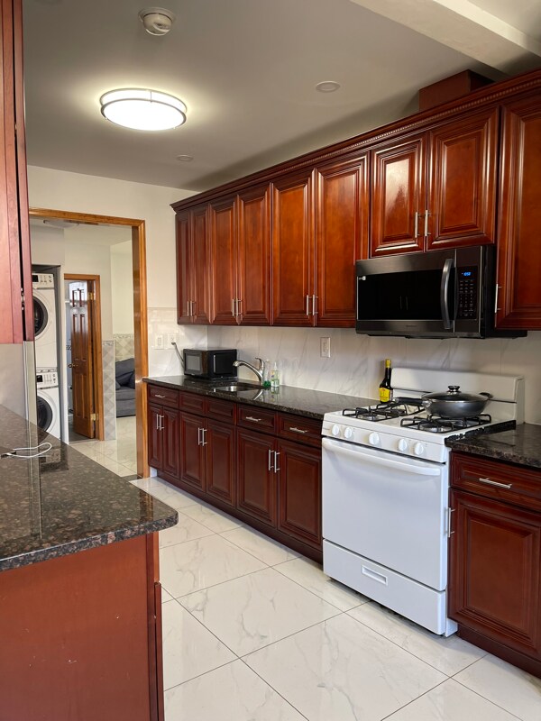 396 Garrison Ave, Staten Island, NY 10314 House Rental in Staten