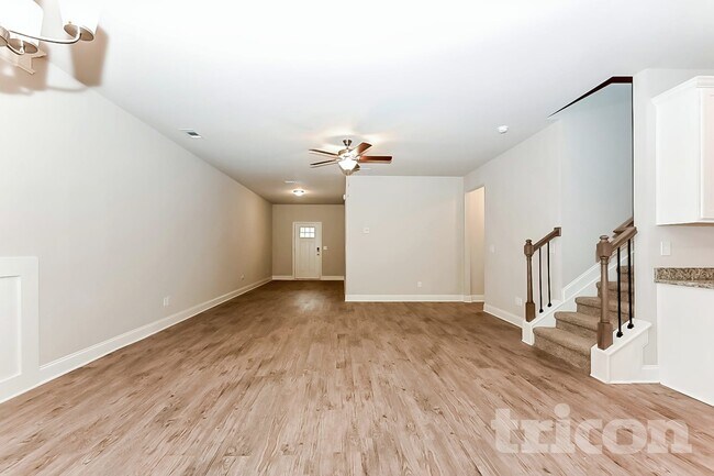 Foto del edificio - 817 Crescent Way
