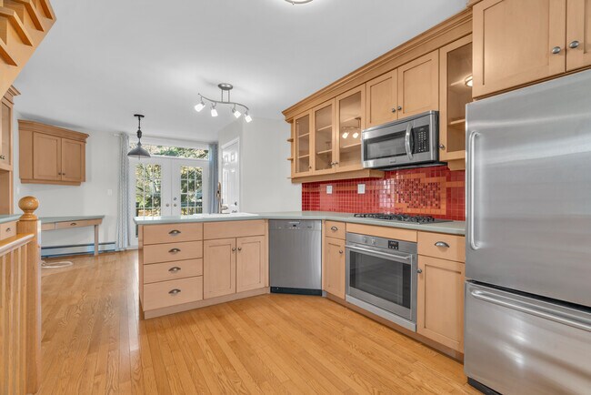 Photo du bâtiment - 84 Emma St