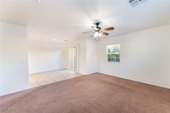 Foto del edificio - 7417 Delicious Ct