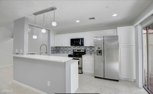 Building Photo - 3 br, 2.5 bath House - 5286 Sapphire Vly