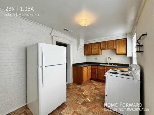 Building Photo - 435 N Limestone-B