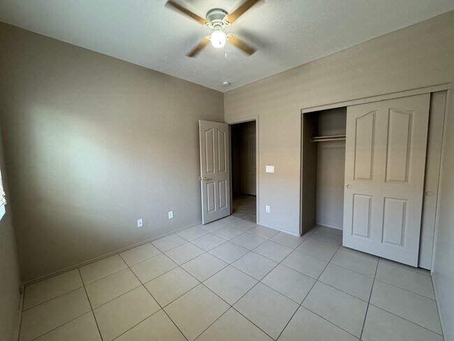 Building Photo - 1647 S 170th Ave