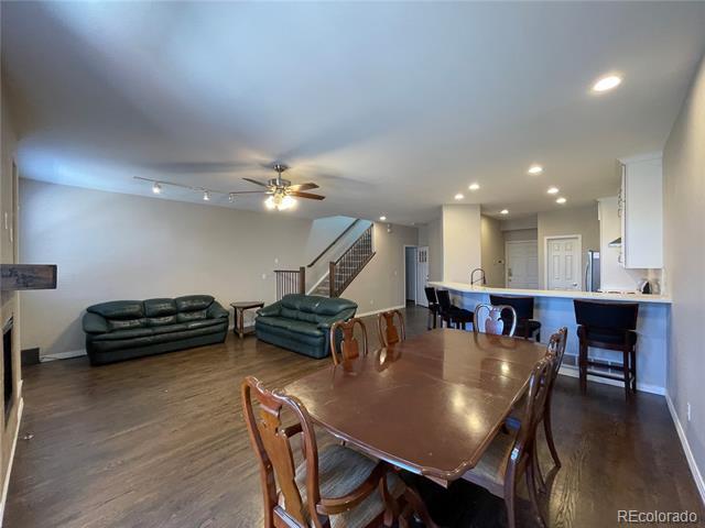Building Photo - 552 S Elm St