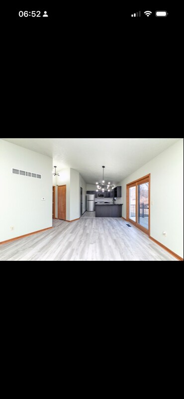 Foto del edificio - 130 Williamsburg Rd