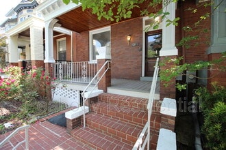 Building Photo - 138 Randolph Pl NW