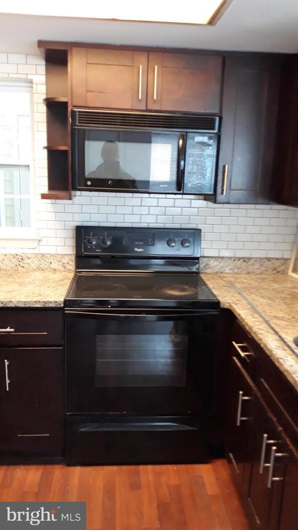 Foto del edificio - 10404 Westridge Dr