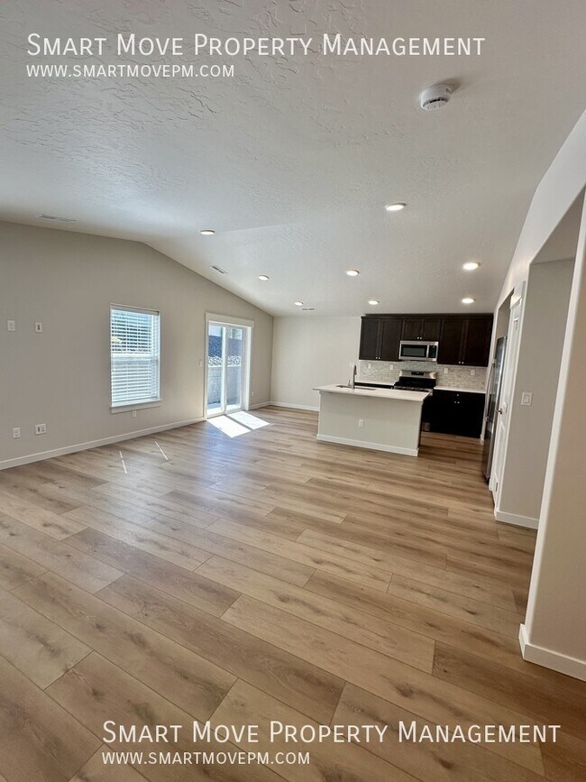 Building Photo - 7228 W Rygate Dr