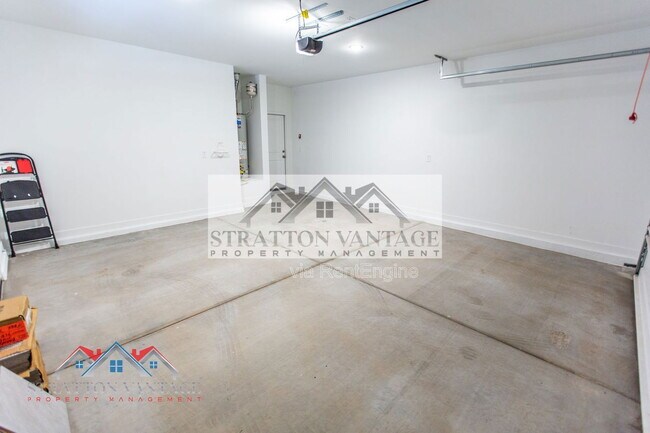 Foto del edificio - 7439 S 76th Dr