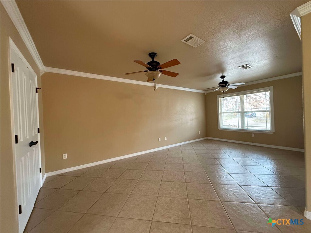 Foto principal - 502 Odom Dr