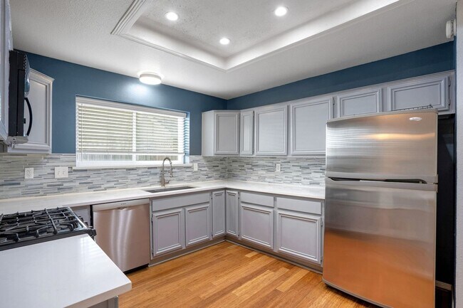 Foto del edificio - Spacious 4BR House in Houston