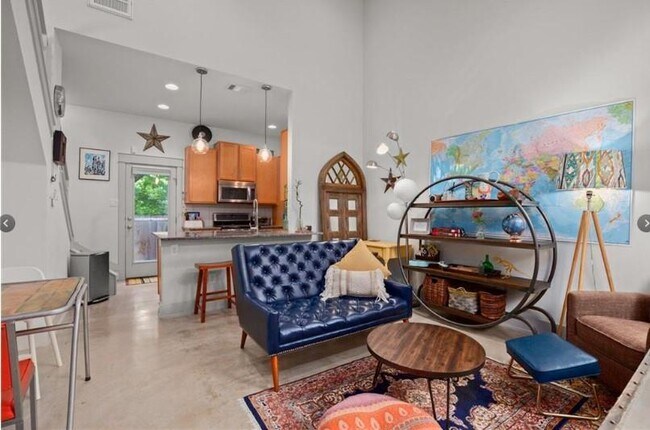 Foto del edificio - 1160 Alamo St