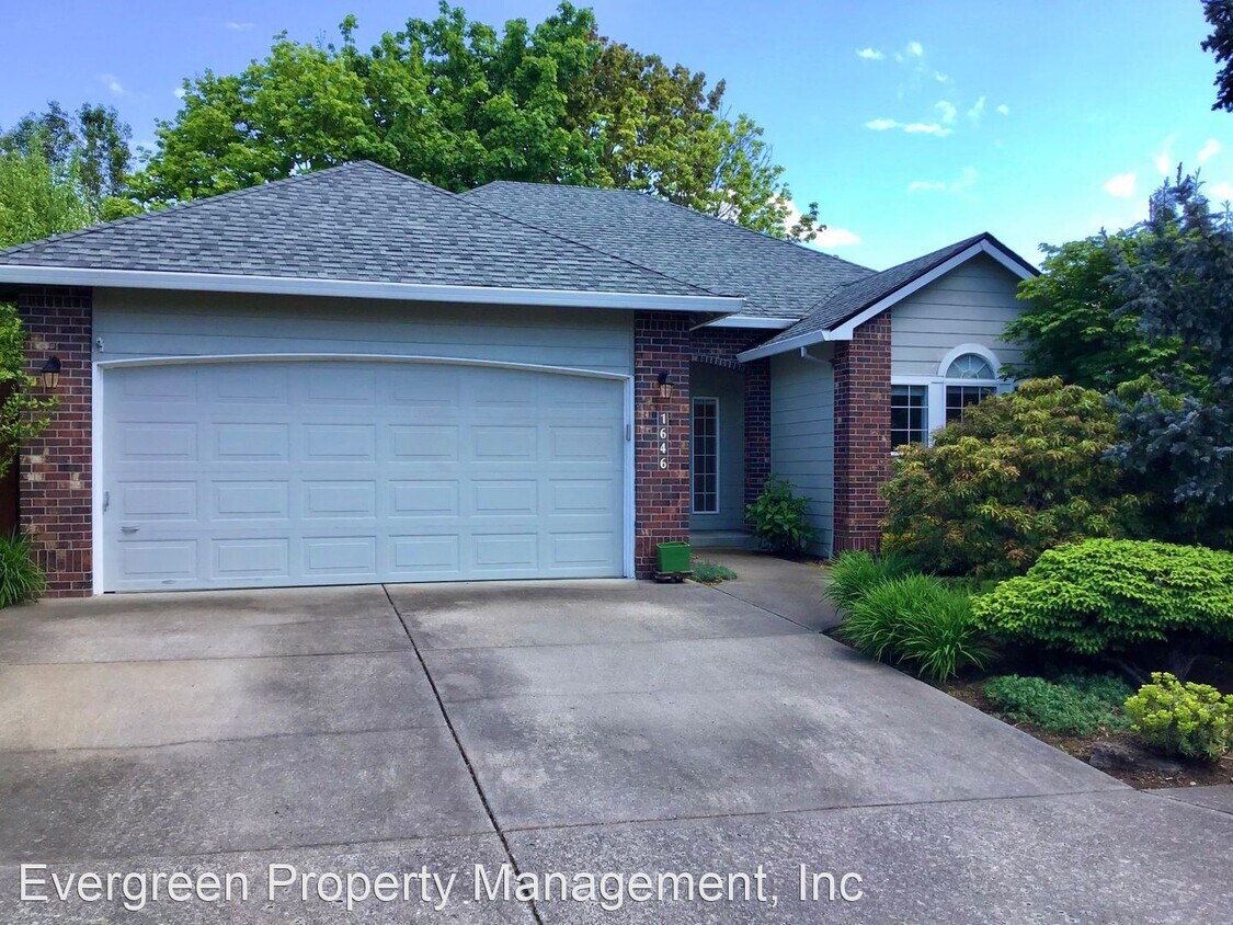 Foto principal - 3 br, 2 bath House - 1646 SW Spence Ave