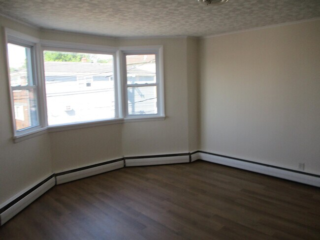 Foto del edificio - 1425 43rd St