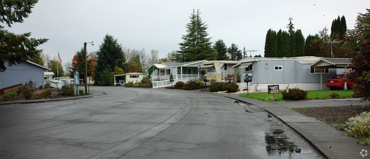 Foto del edificio - Forest Hills Mobile Estates