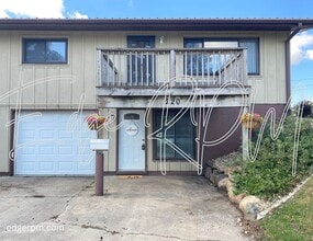 Building Photo - 220 9th St SW