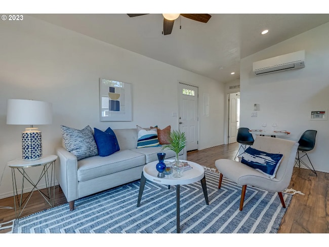 Photo - 8141 SE 74th Ave House