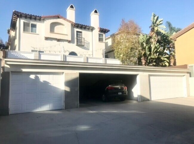 Foto del edificio - 2113 Clark Ln