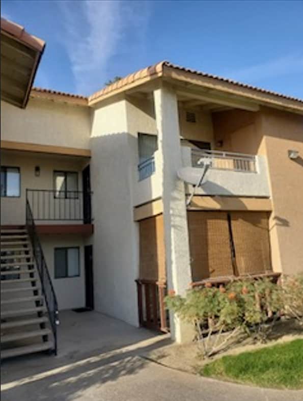 Building Photo - 78650 Ave 42 Ave