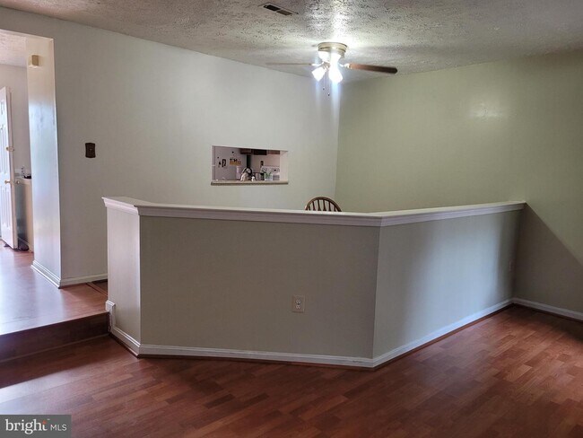 Building Photo - 2445 E Rosecroft Village Cir